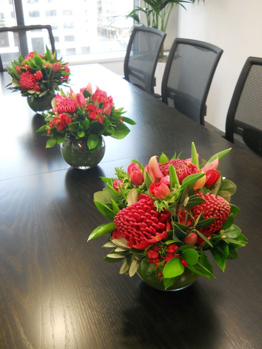 цветы на стол переговоров