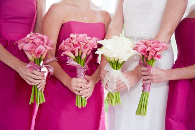 букет невесты +из живых цветов